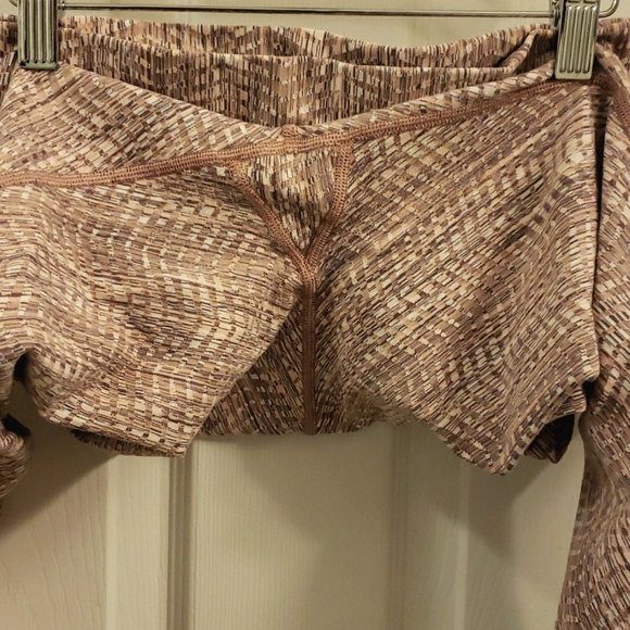 Lululemon Wunder Under 25" - Picture 10 of 11